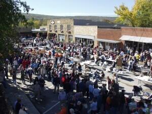 Picture-of-Bean-Fest-crowd