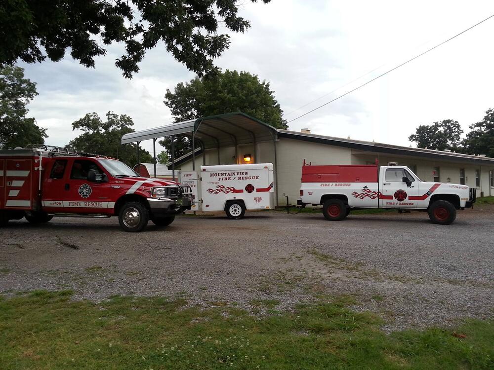 brush-truck-and-trailer